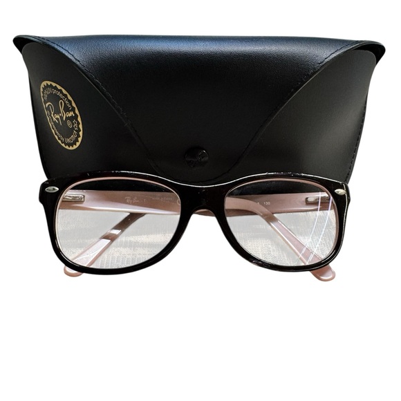 Ray-Ban Black/Pearl‎ Pink Frames w/ Ray Ban case - Picture 1 of 16